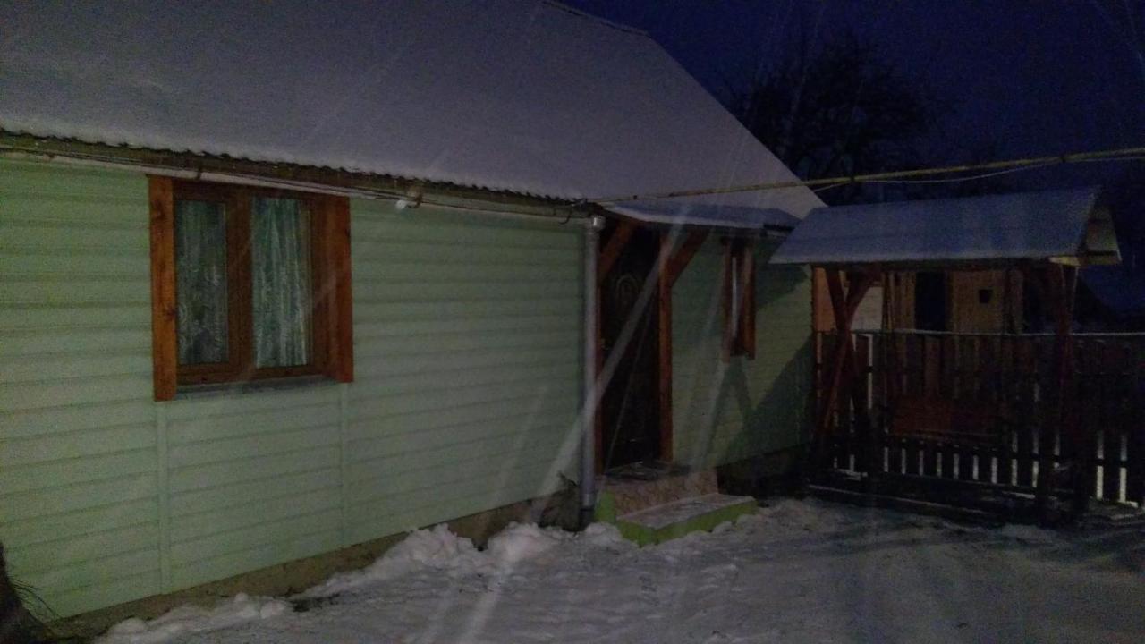 Apartmán Базилік Люкс Jaremče Exteriér fotografie