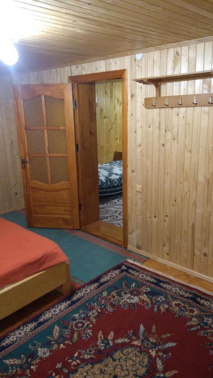 Apartmán Базилік Люкс Jaremče Exteriér fotografie